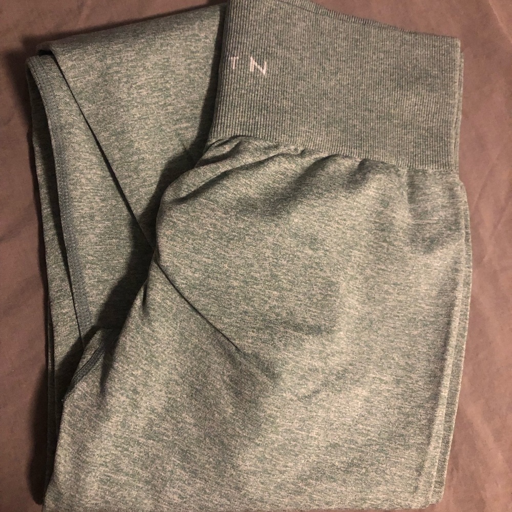 Green NVGTN leggings